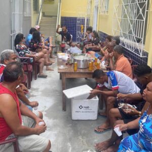 Leia mais sobre o artigo Sindicato homenageia trabalhadores da obra de sua sede com uma deliciosa feijoada