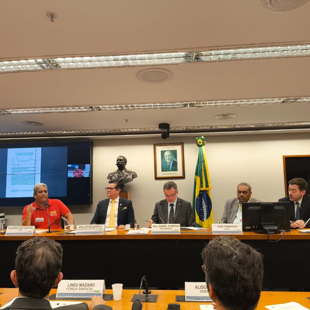 Leia mais sobre o artigo Presidente do Sindicato representa a CTB em Audiência pública na Câmara dos Deputados