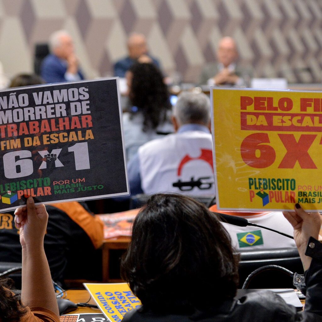 Leia mais sobre o artigo CCJ da Câmara aprova admissibilidade de PECs para o fim da escala 6×1